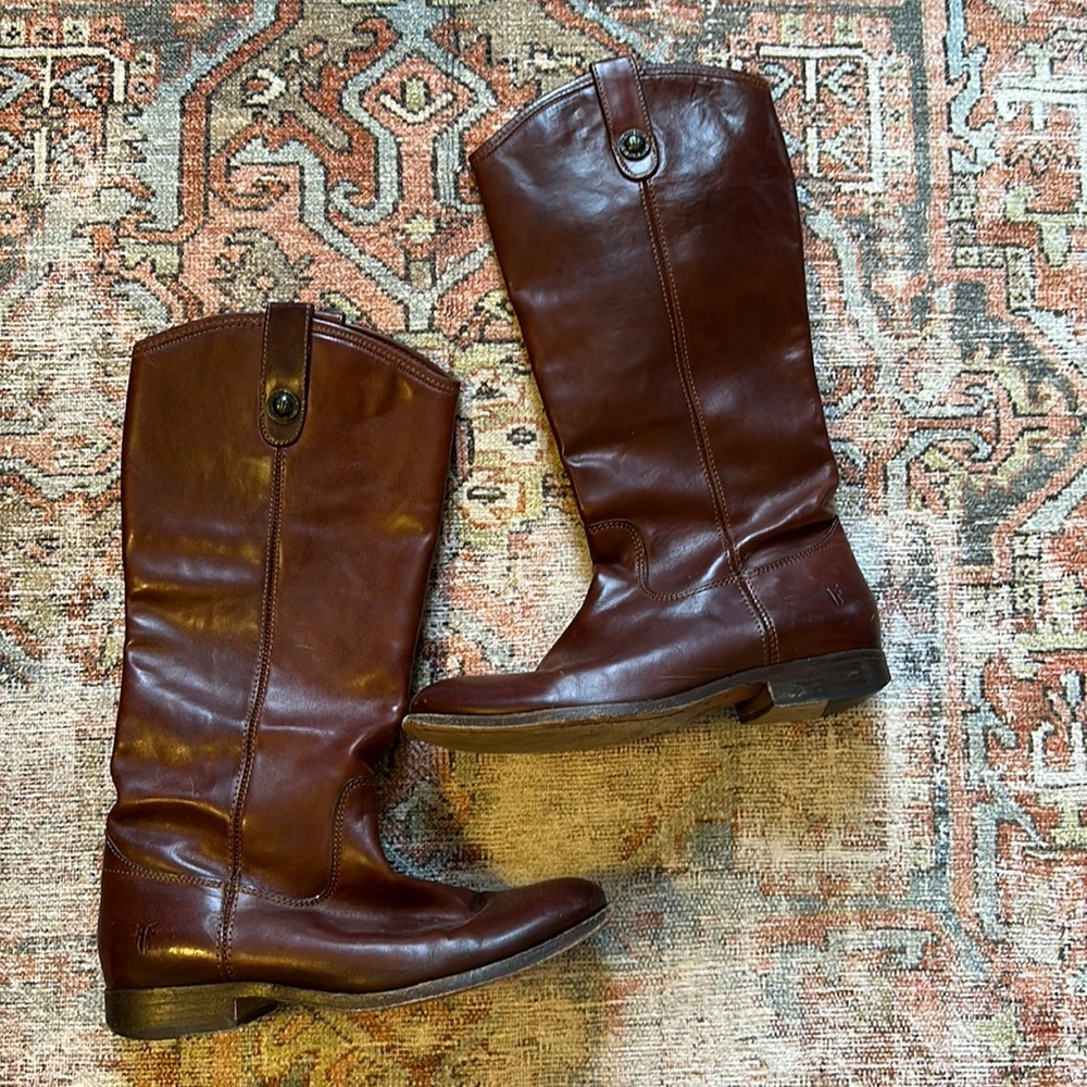 Frye Melissa button boot cognac